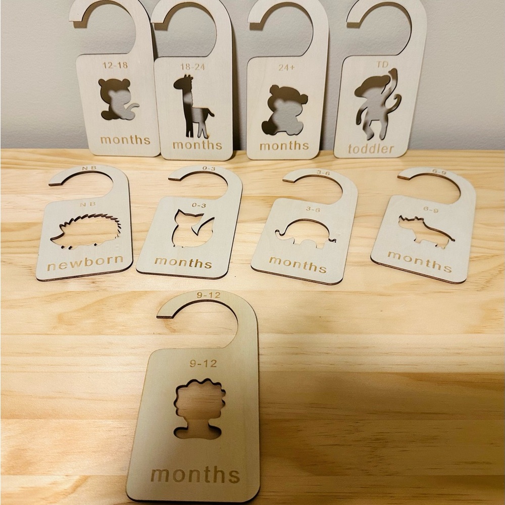 Woodland closet dividers
